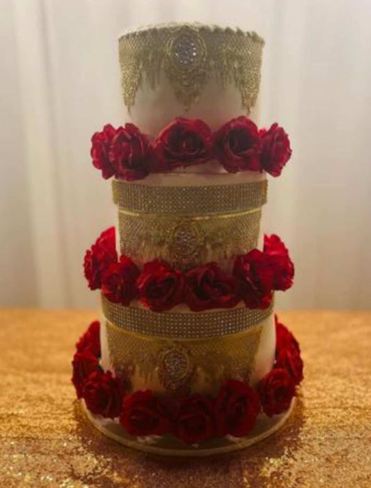 Pastel alto de rosas rojas (para 100-120 personas)